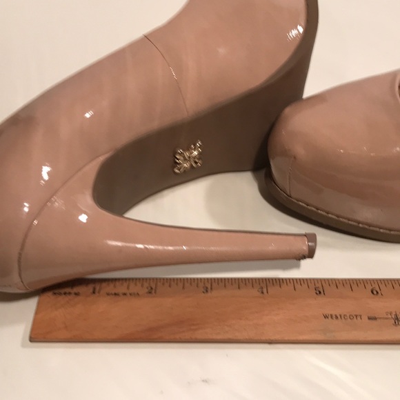 Simply Vera Pink Patent Leather Platform Heels - Picture 6 of 8